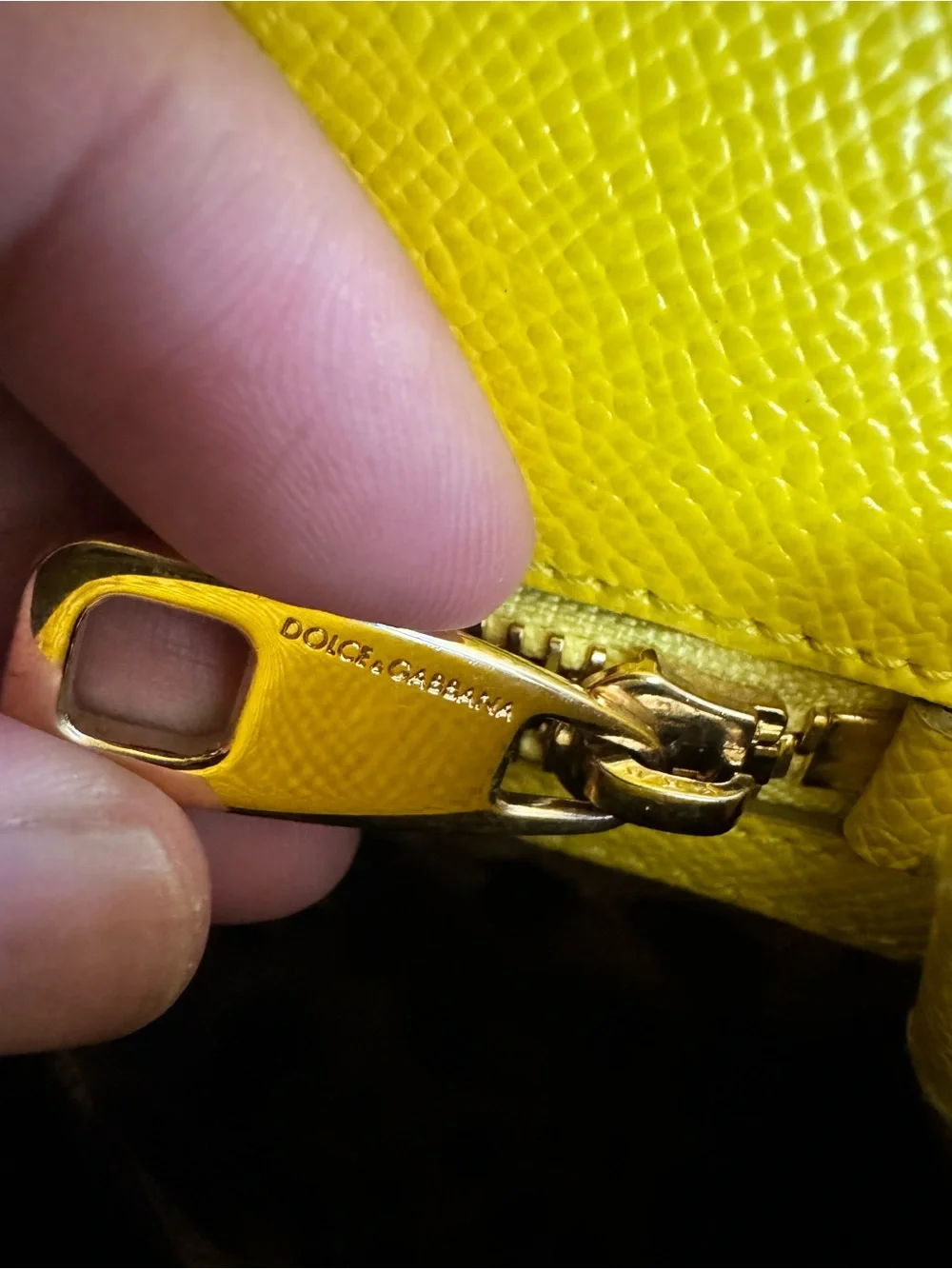 Dolce & Gabbana Yellow Leather Crossbody Shoulder Bag - Designer Style